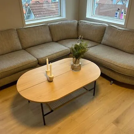 Apartamento Sentralt Hus Med Egen Parkering Egersund Exterior foto
