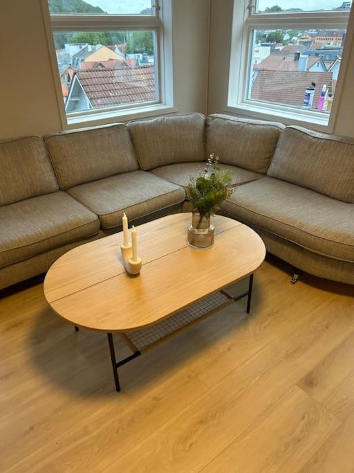 Sentralt Hus Med Egen Parkering Appartement Egersund